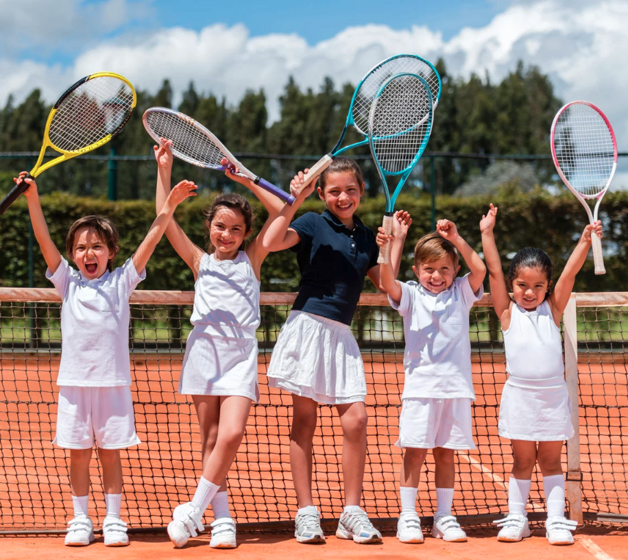 Children training at Chelsea Tennis Club
